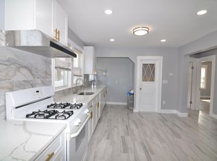 109 Billings Rd #1, Quincy, MA 02171