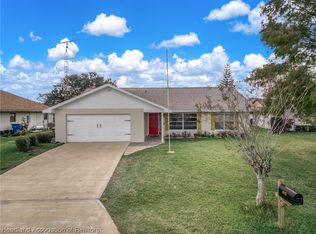 415 Mac Ln, Sebring, FL 33875