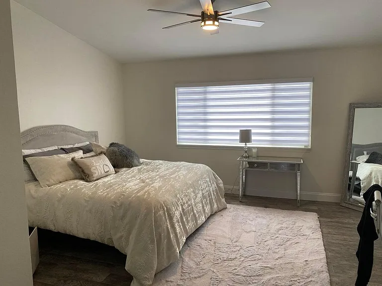 834 Kokomo Key Ln — Photo 17