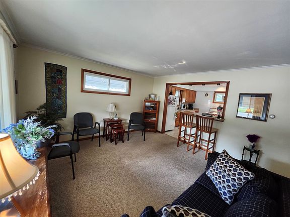5th image of 942 W 38th St