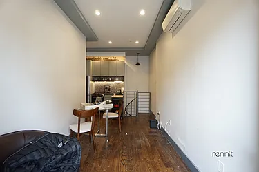 Rented by Rennit Inc.