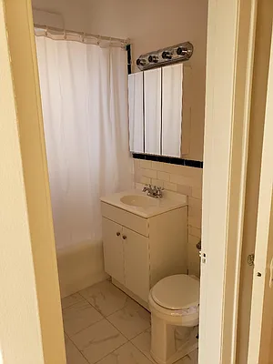 Rented by Chartwell Forest Hills Realty | media 31