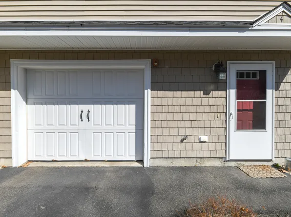 35 Old Mill Road #4, South Berwick, ME 03908