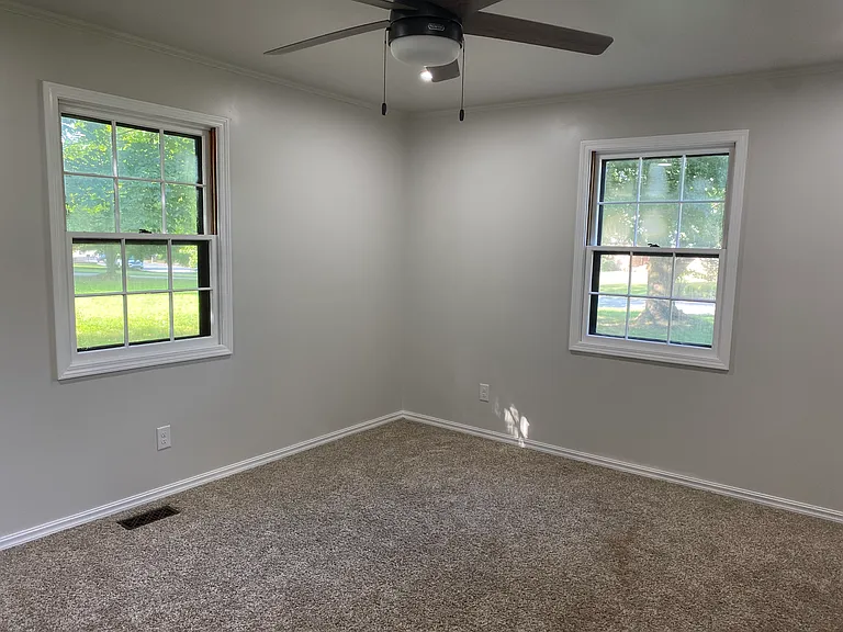 1336 W Twin Springs St — Photo 16