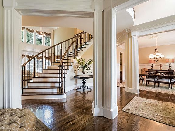 4th image of 2277 Gracehaven Way