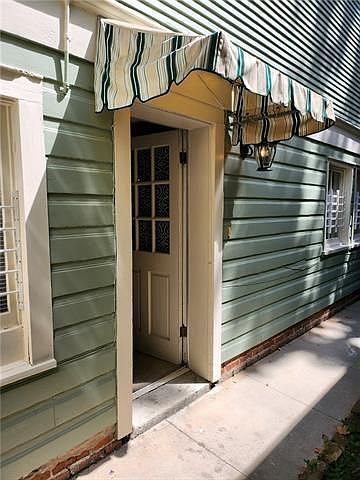 1st image of 628 Webster St Unit 1/2