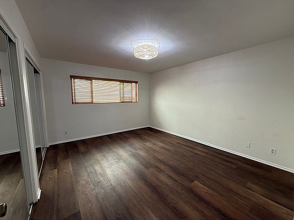 5th image of 1147 Lincoln Blvd APT 2