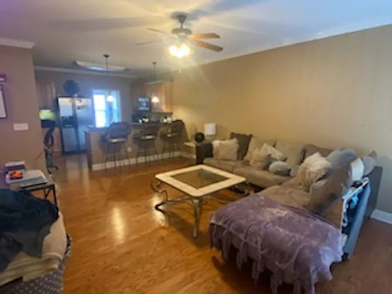 836 W Glenn Ave #107 — Photo 3