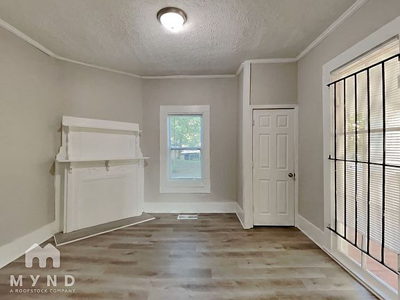 5th image of 117 Thayer Ave SE