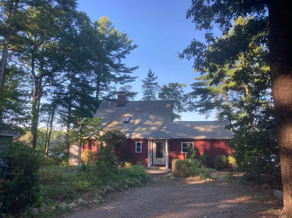 (undisclosed Address), Rochester, MA 02770