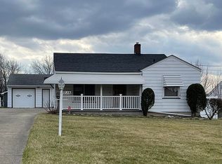 539 Churchill Rd, Girard, OH 44420