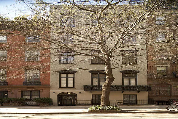 Rented by Sotheby's International Realty | media 9