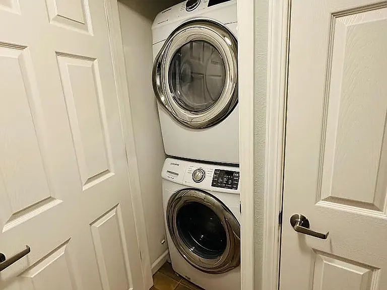 88 N Jackson Ave #303 — Photo 7