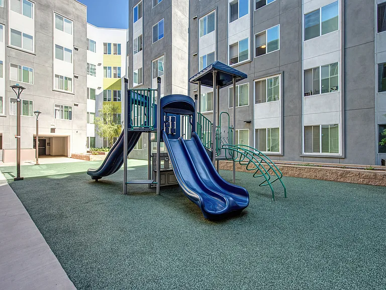 First Point Apartments — Photo 24