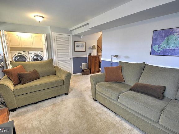 5th image of 149 Steven Ln