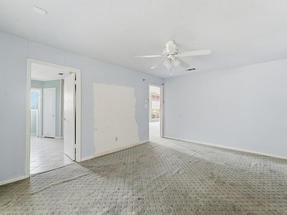 19th image of 3523 Woodland Ln
