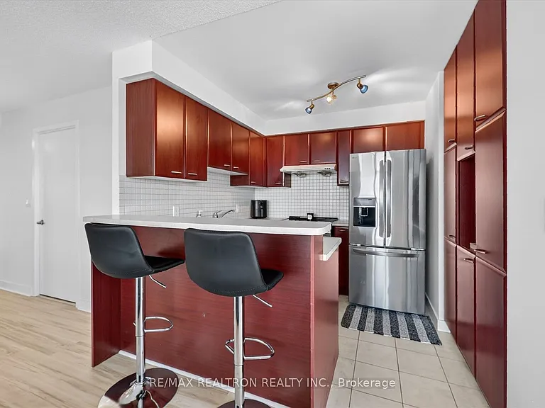 36 Lee Centre Dr #3111 — Photo 15