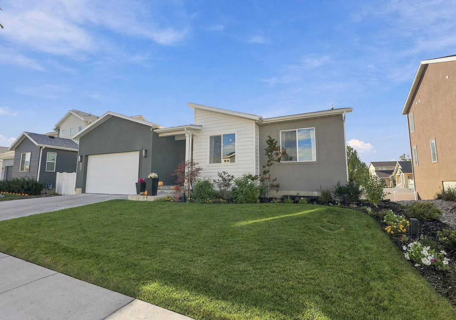 Gorgeous Modern Rambler In Murray Ut!! — Photo 2
