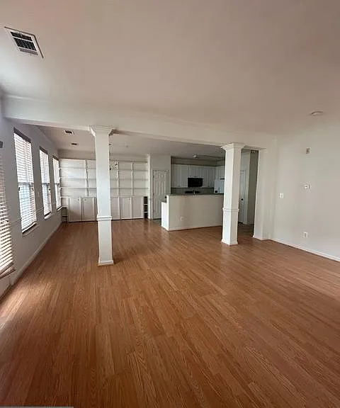 2664 Manhattan Pl #306 — Photo 3