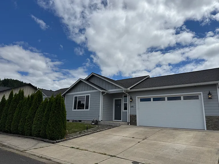 645 Wilson Ave — Photo 1