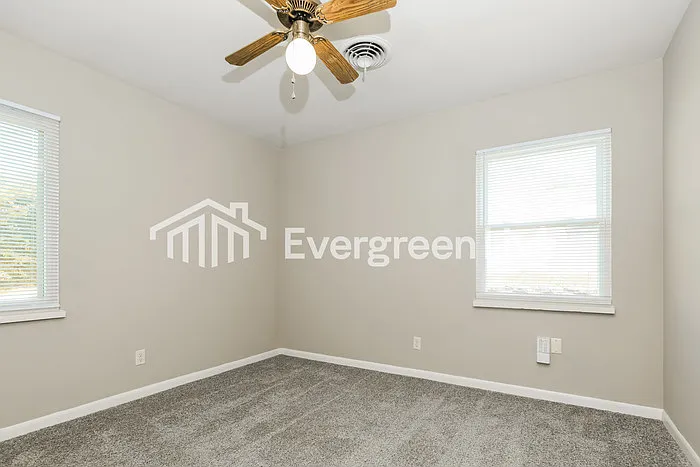 3817 E 5th St — Photo 10