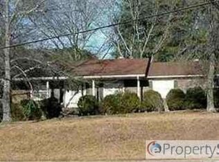 1 Cunningham Rd, Taylors, SC 29687