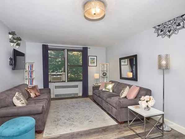 330 E 80th St APT 3-K, Manhattan, NY 10075