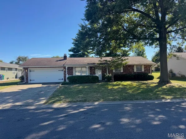 206 Susan Dr, Albers, IL 62215