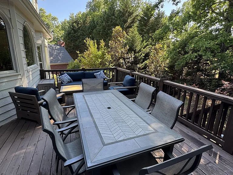 365 Fairleaf Ct — Photo 33