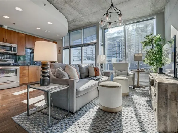 923 Peachtree St, Atlanta, GA 30309