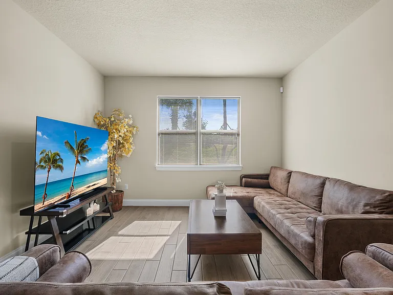 8588 Dahlia Cir — Photo 19