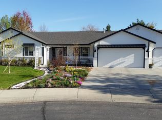 1888 N Rainycreek Pl, Meridian, ID 83646
