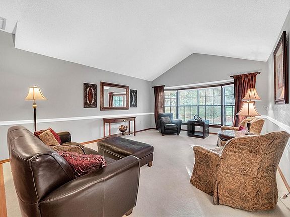 2nd image of 114 Cove Lake Dr