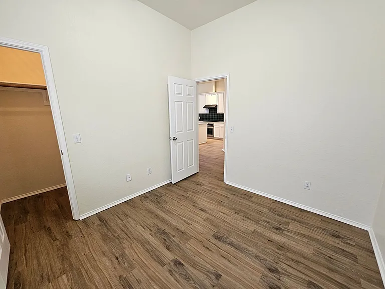 4320 Palmdale Dr — Photo 12