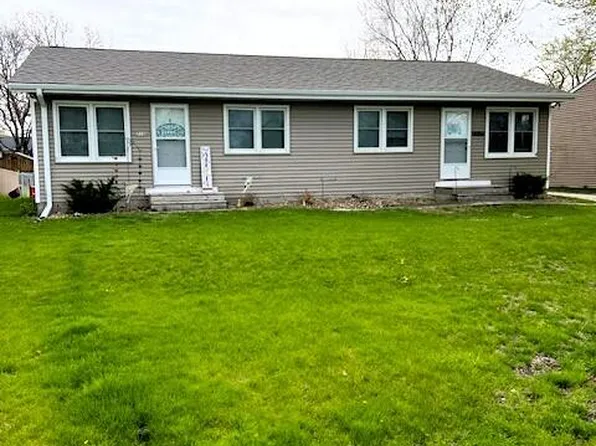 210 School St, Gilbert, IA 50105