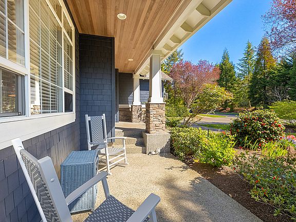 2nd image of 9431 Capstan Dr NE