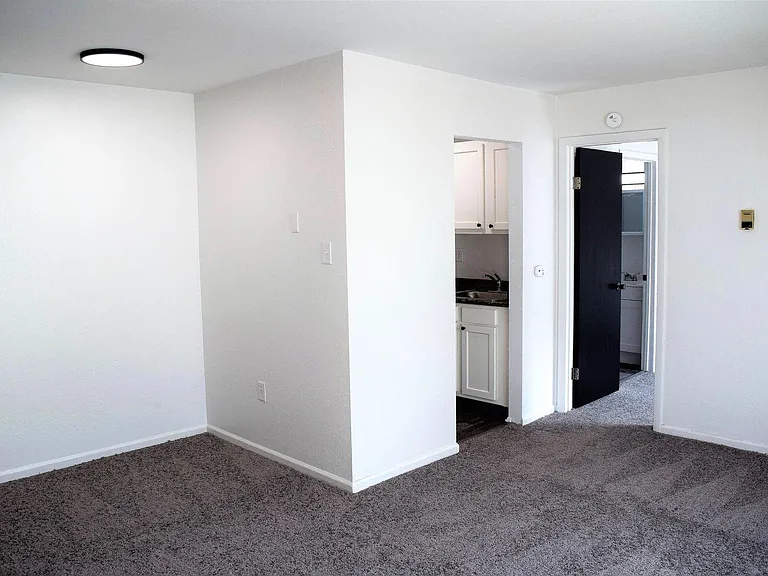 207 Valley Ave #3-25 — Photo 1