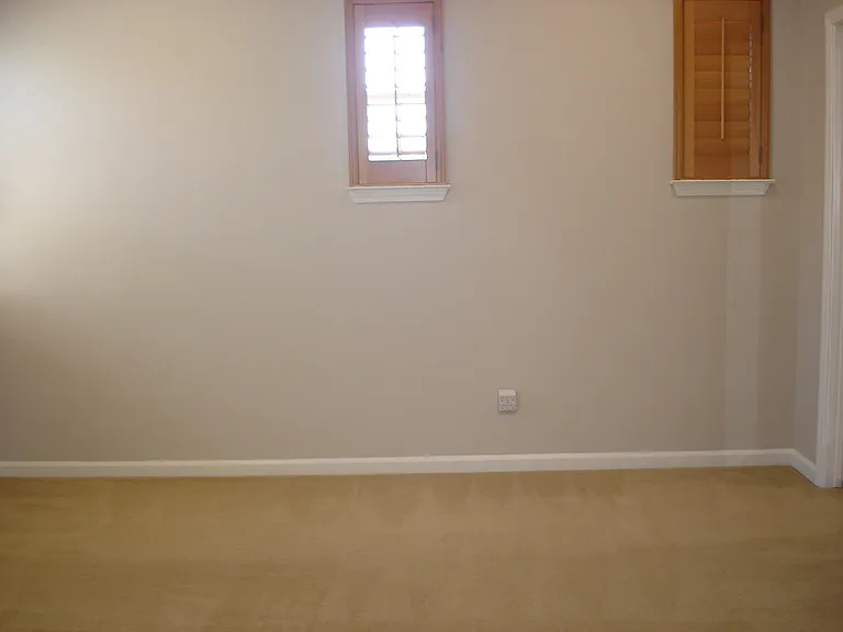 284 W Saint Francis Ave — Photo 10