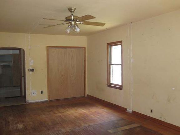 2nd image of 428 W Phillip St #W