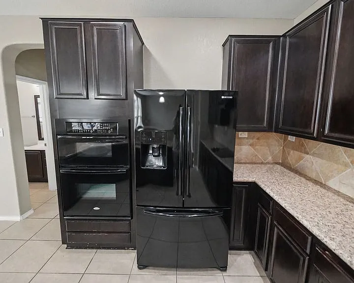10917 Almond Crst — Photo 18