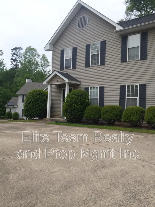2 bed, 2.5 bath, 1250 sqft, $1,550 — Photo 1