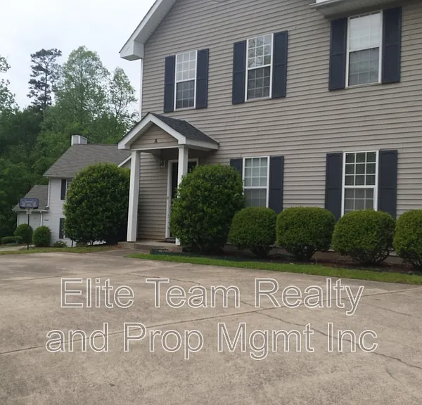 802A Selwyn Oaks Ct — Photo 1