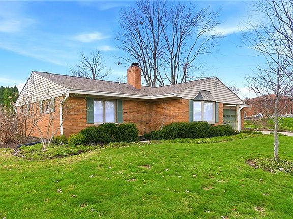 2nd image of 1108 Chateau Dr
