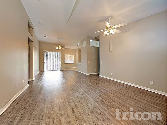 2nd image of 11723 Grove Arcade Dr