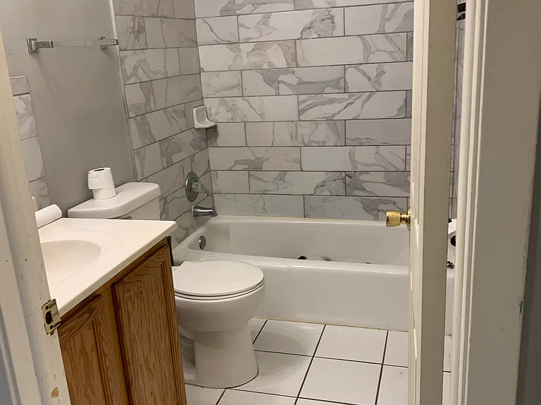 57 Washington Blvd #201 — Photo 7