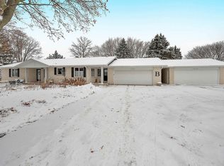2780 S Ridge Rd, Green Bay, WI 54304