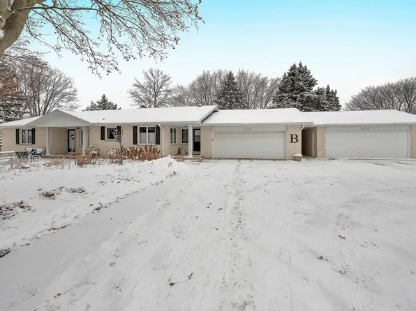 2780 S Ridge Rd, Green Bay, WI 54304