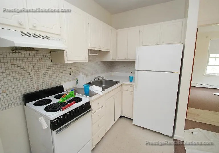 82 S Huntington Ave #21 — Photo 1