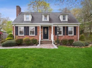 24 River Bend Rd, Berkeley Heights, NJ 07922