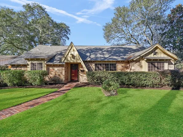 10402 Londonderry Dr, Houston, TX 77043